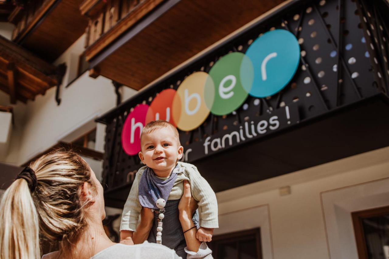 Familienhotel Huber Valles Exterior photo